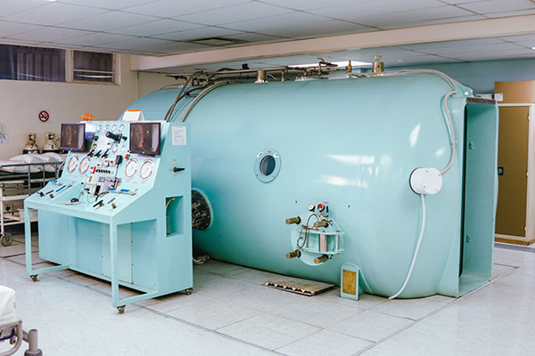 Hyperbaric Oxygen Therapy chamber in Durban with Dr. Steph Osborn